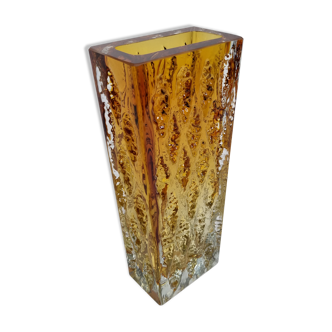 Vase en cristal moulé coloré des années 50, 24 cm