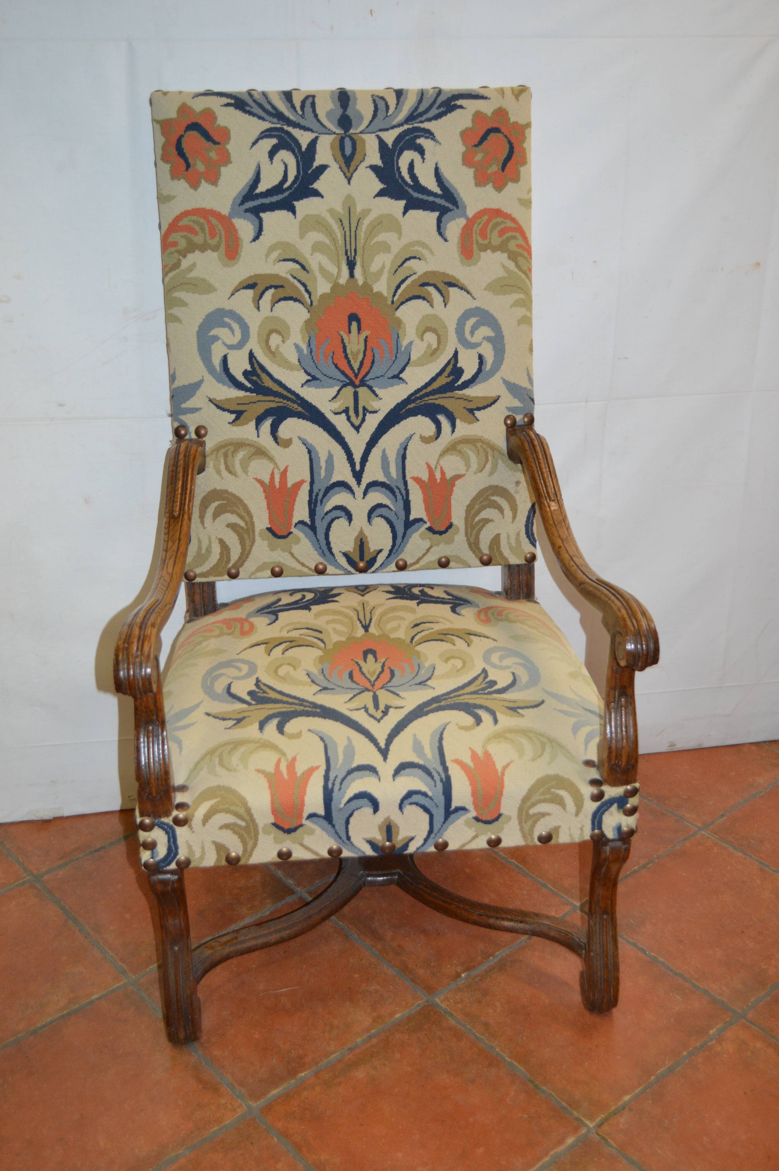 Paire de fauteuils style Louis XIV