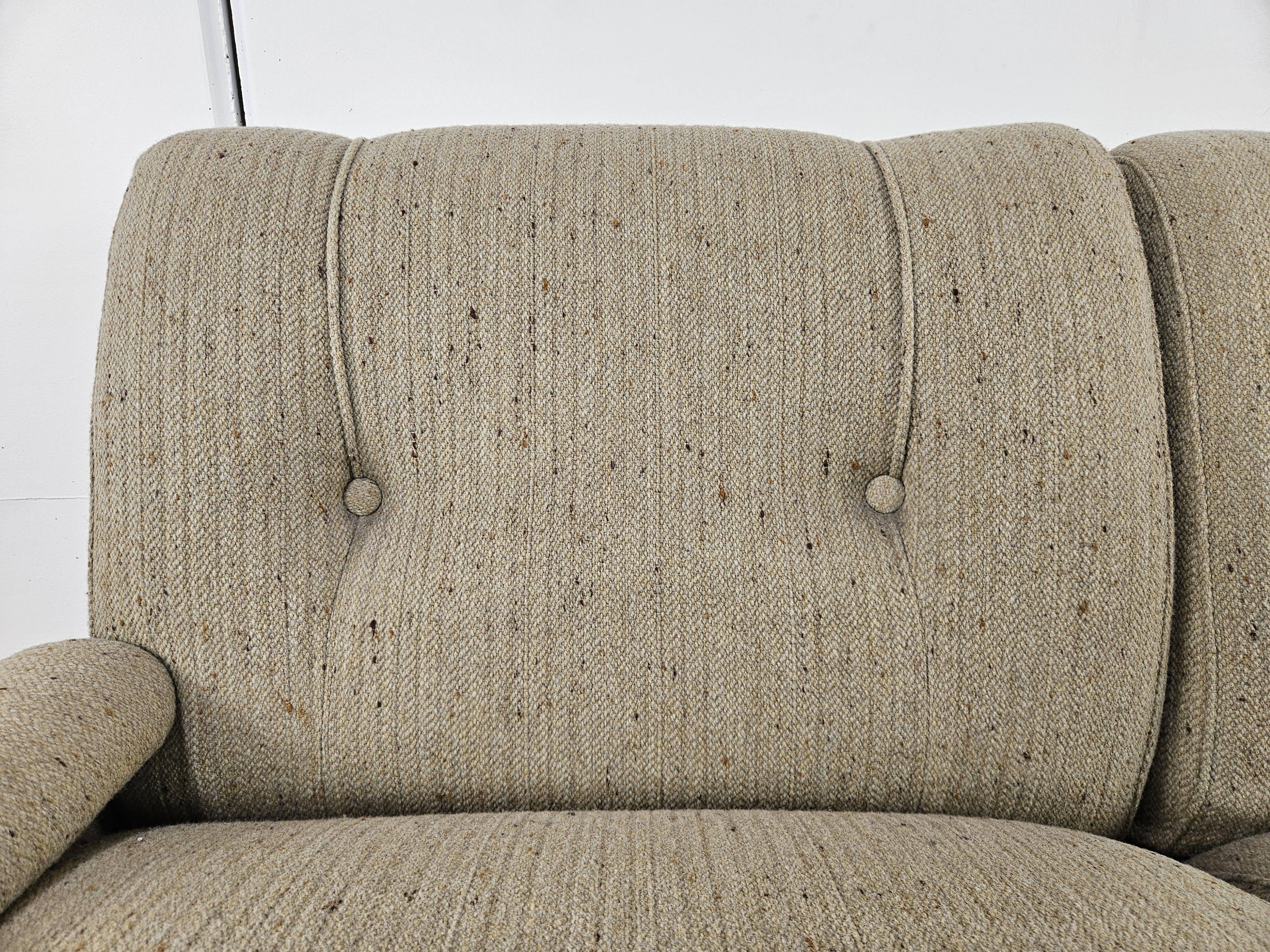 Canapé modulable années 70 à trois places en tissu