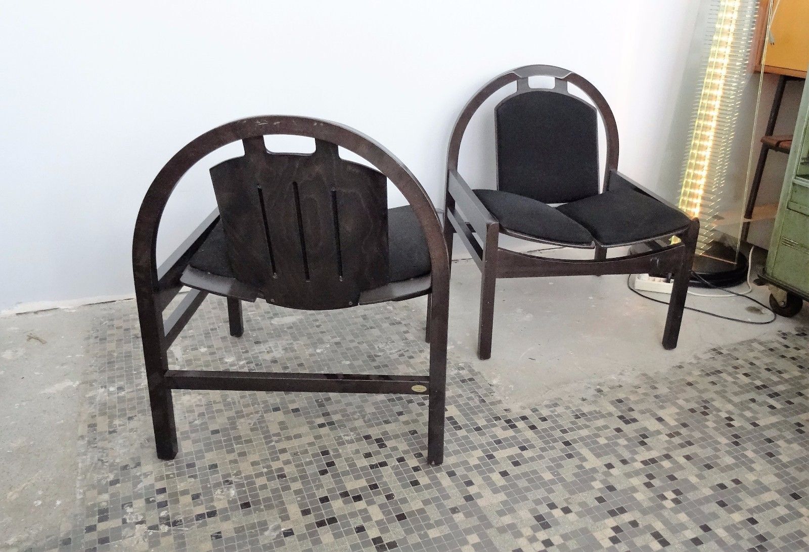 Pair of chairs BAUMANN - France - around 1980.
