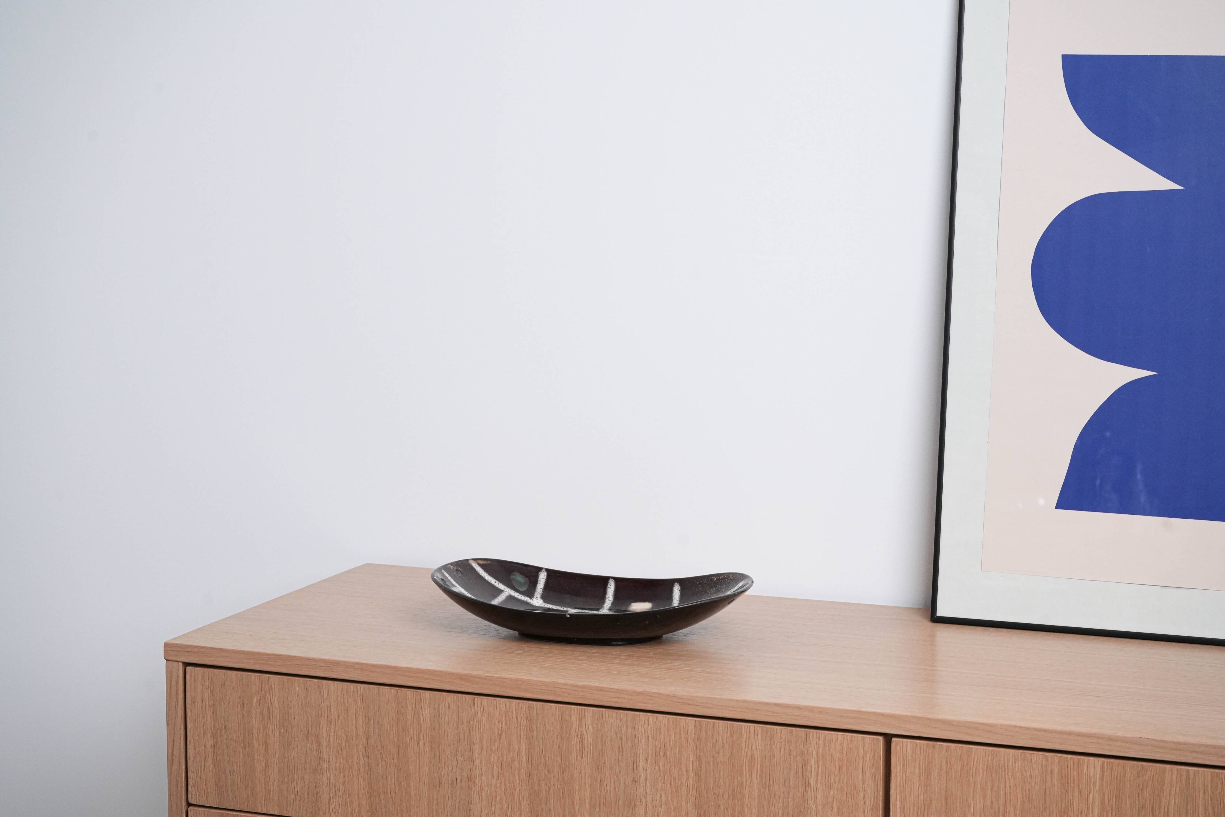 Plat en céramique, design allemand, années 1960, fabriqué en Allemagne de l'Ouest.