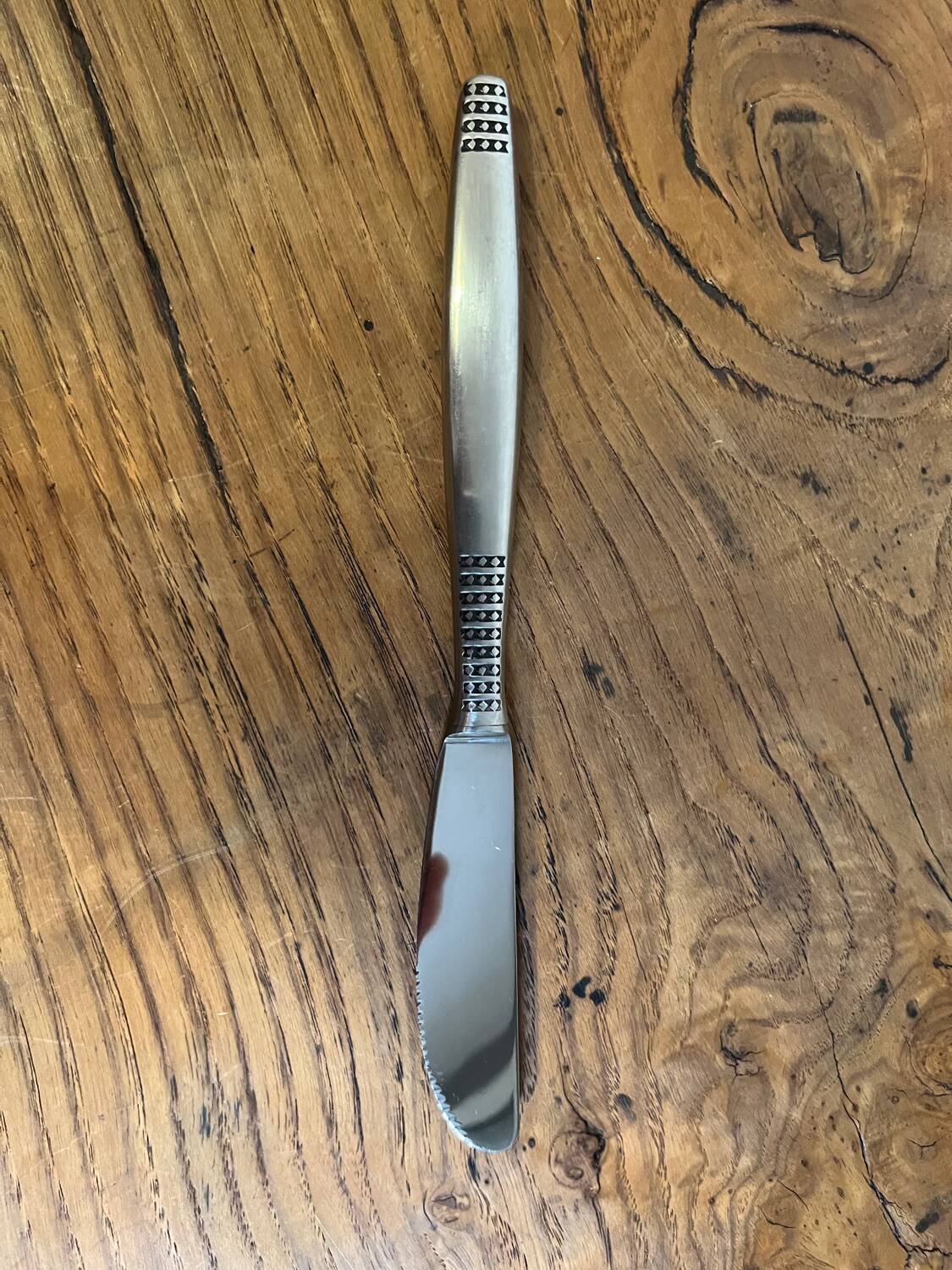 12 SMS stainless steel dessert or cheese knives