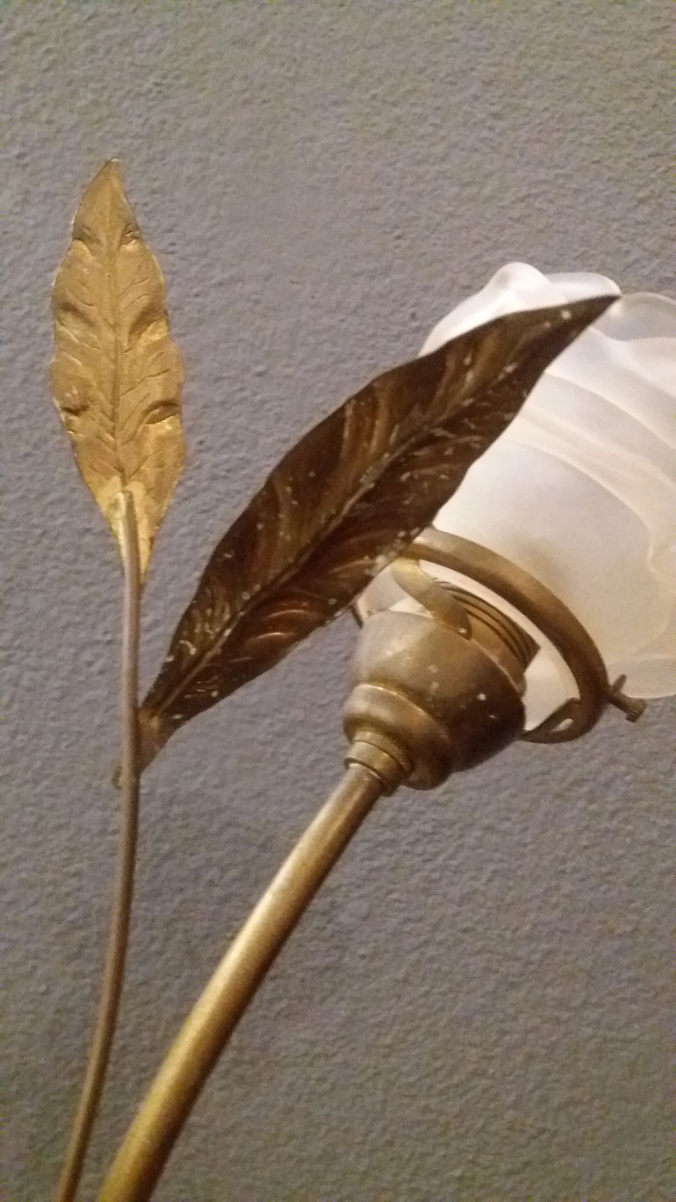 Brass flower lamp
