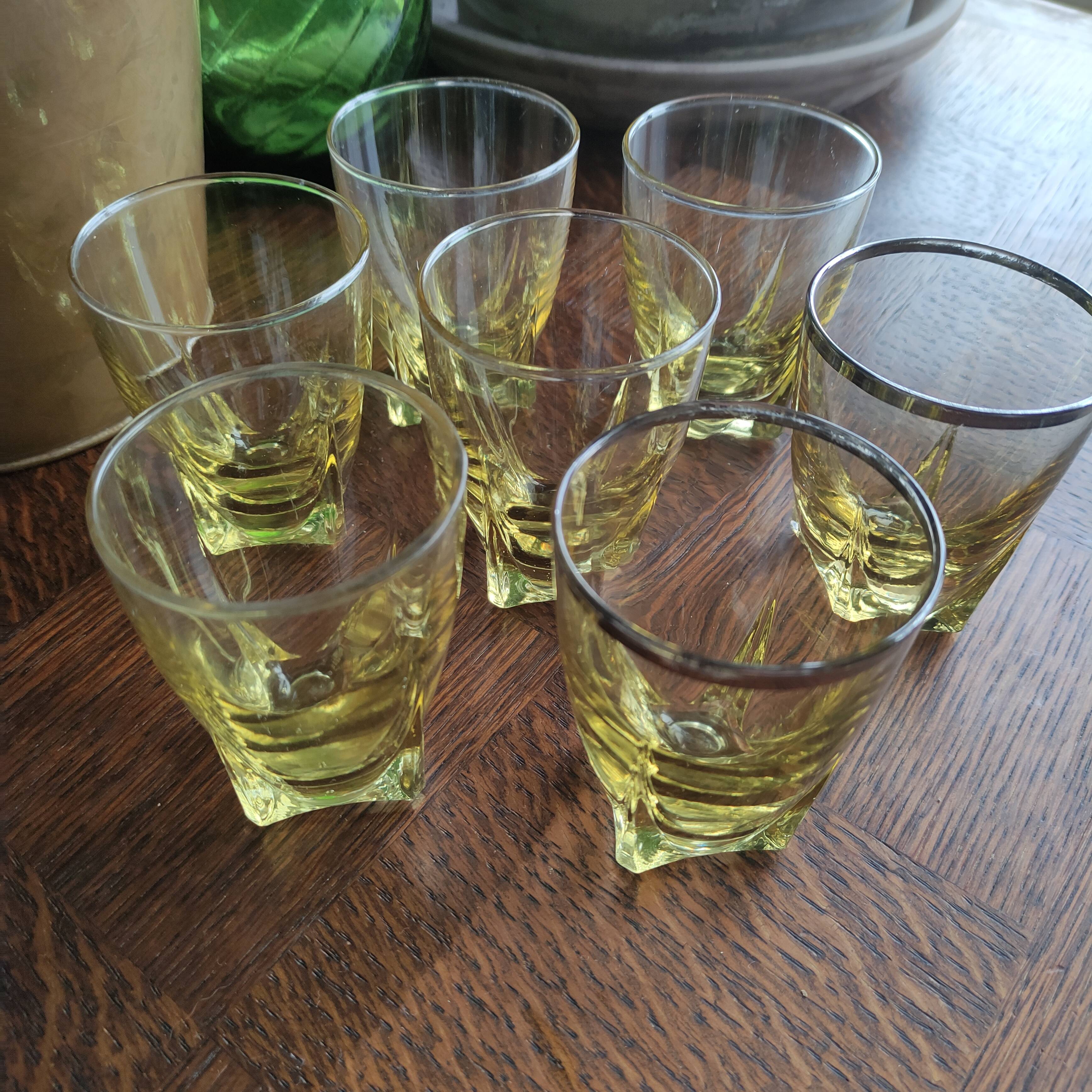 Ensemble de 7 verres à shooter