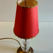 Vintage table lamp in brass and glass - mid 20th century.