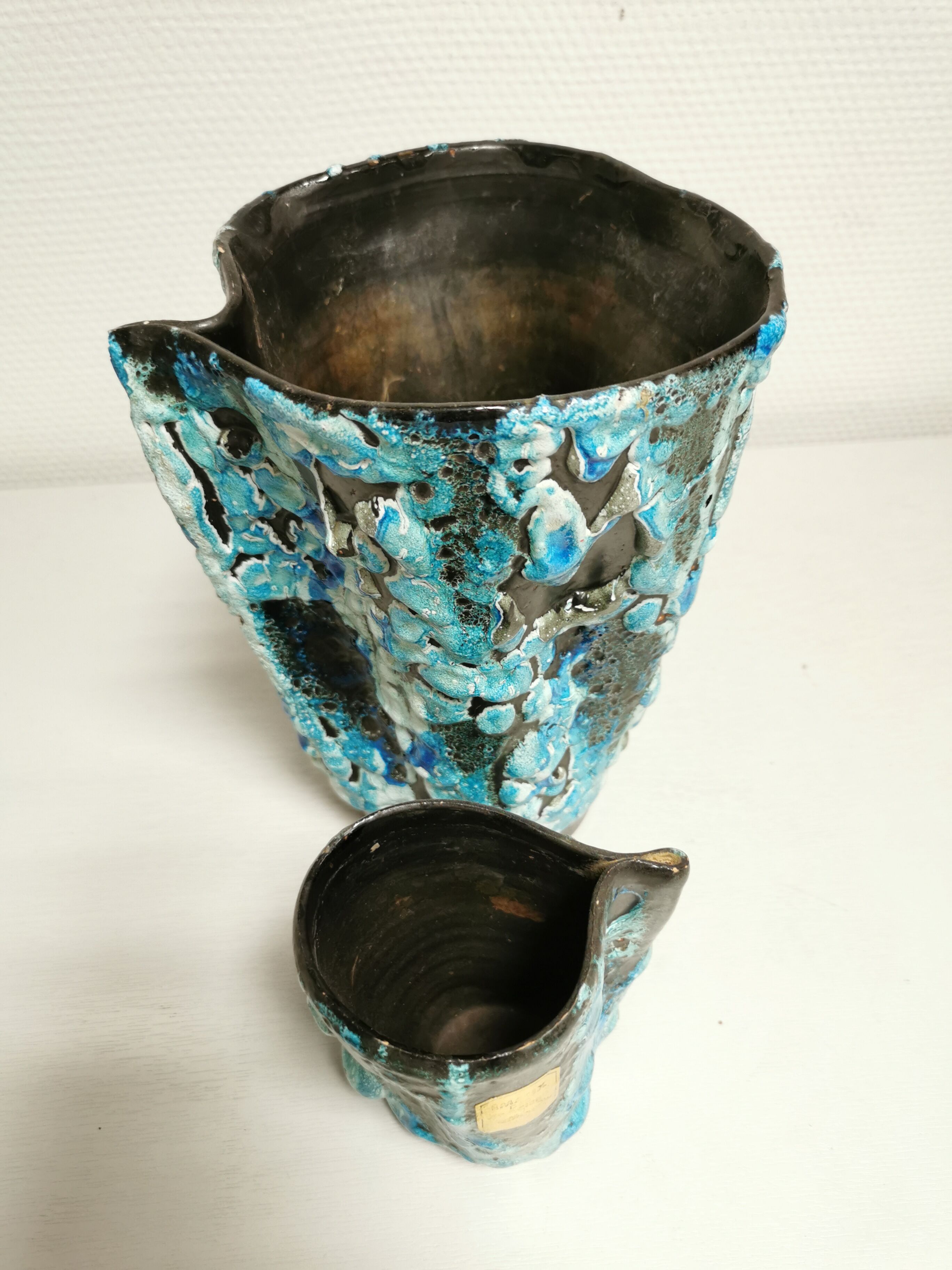 Pair of vintage Cyclops vases, Ice Cream Parlour enamels, 60s / 70s