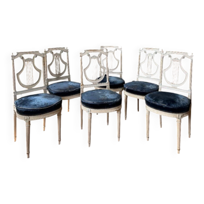 Suite de 6 chaises à la lyre d’époque Napoléon III en bois peint de style Louis XVI