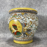 Pot/Cachepot. Italian Renaissance Majolica ceramic. Asiatic style