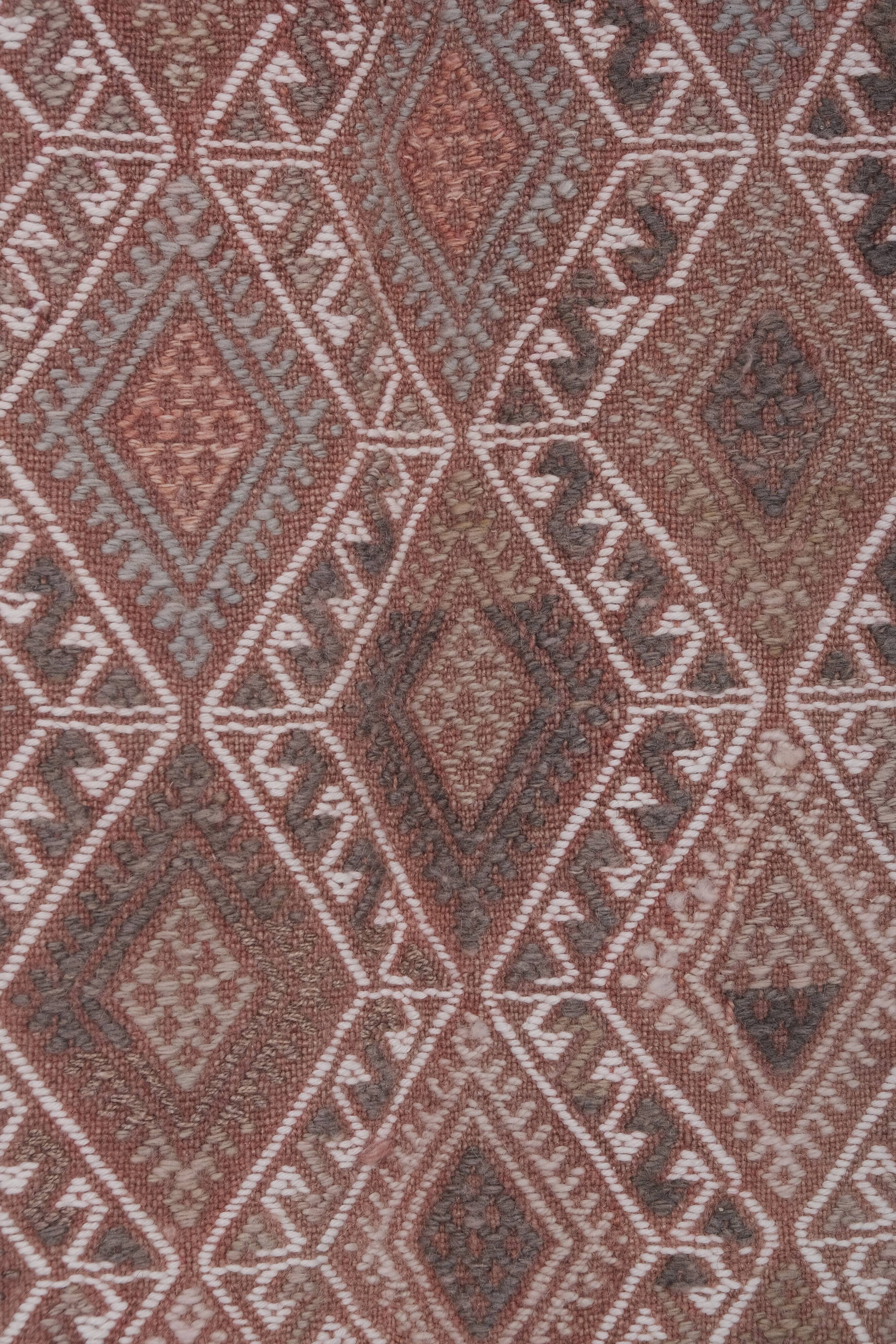 Rug 137x235 cm