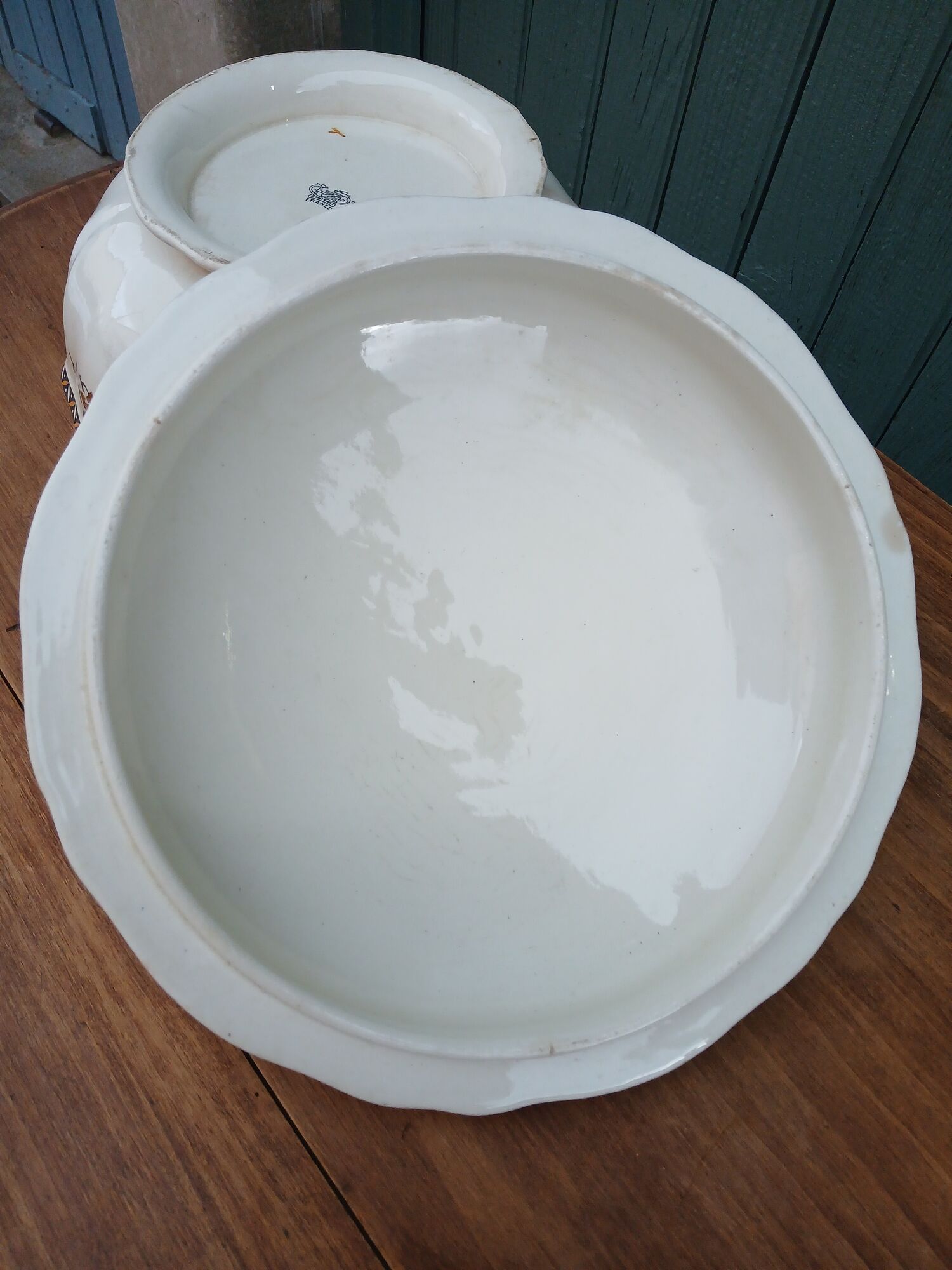 Grande soupière ancienne Gien 