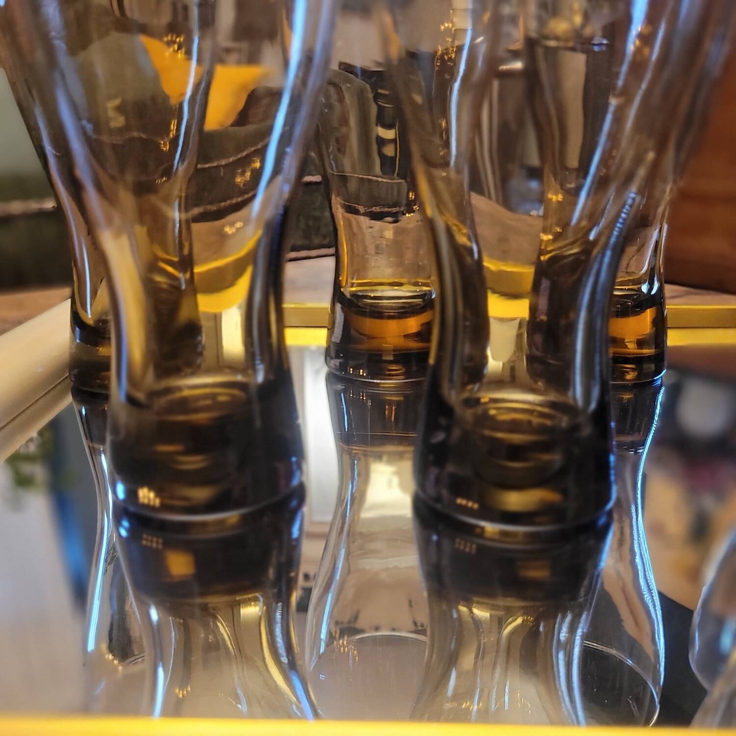 Set of 8 long drink glasses in smoked glass from the 70s – 25 cl
