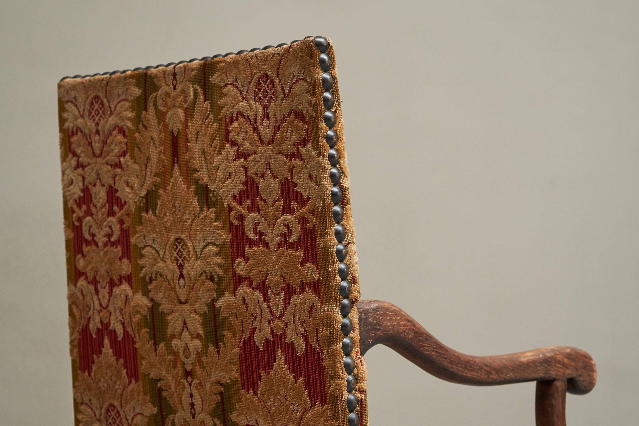 Sheep Bone Armchair in solid wood and 19th-century upholstery