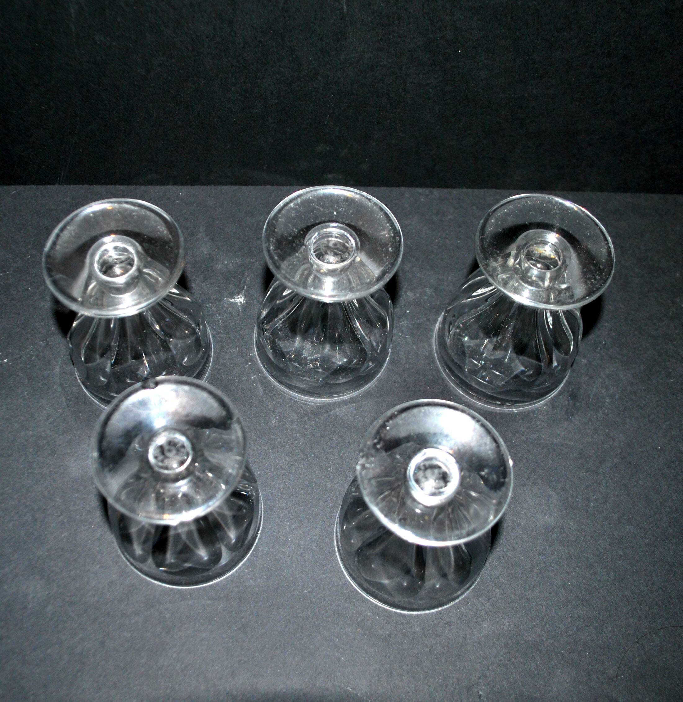 Set of 5 talleyrand liqueur glasses in baccarat crystal 6cm flat ribs harcourt