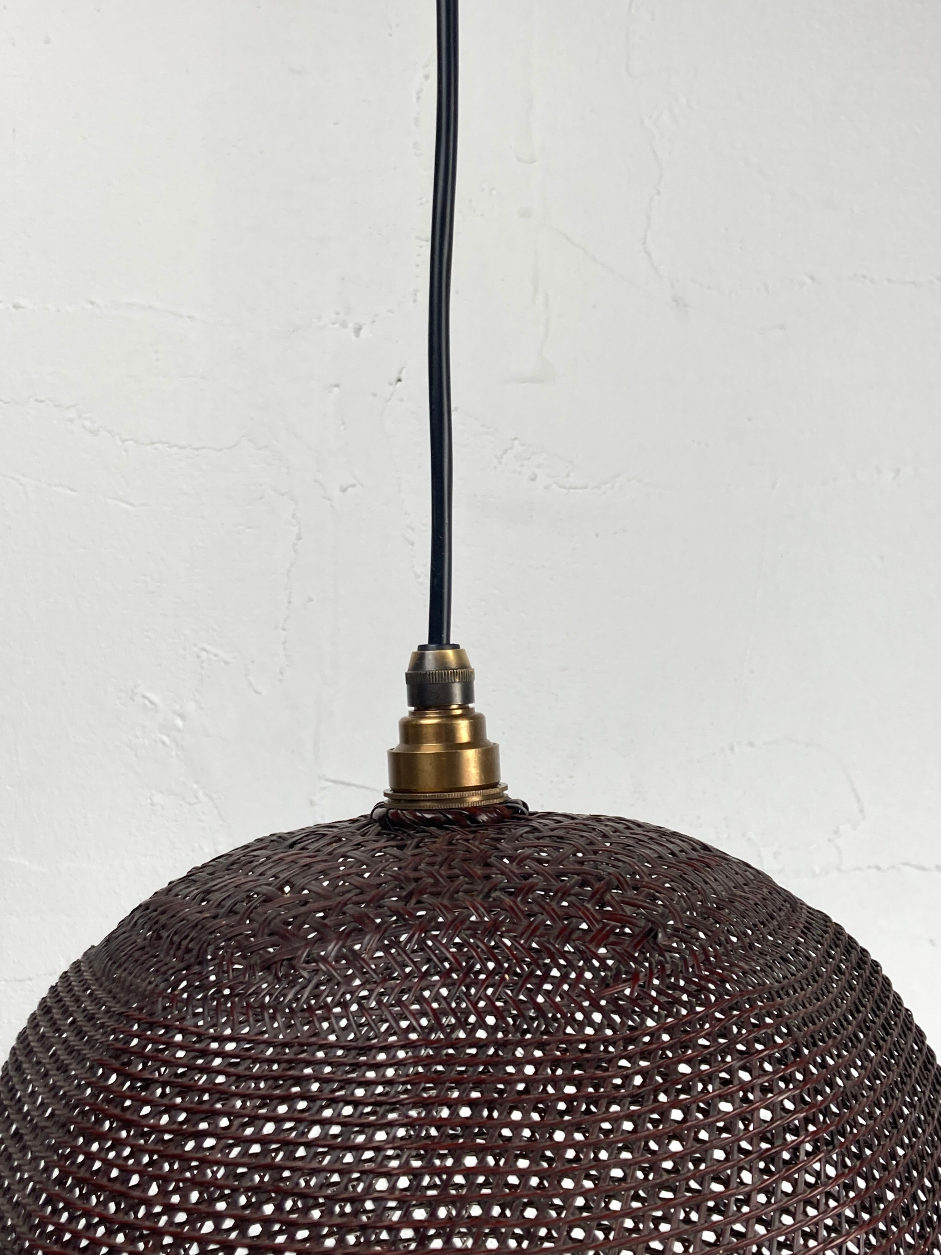 Beehive webbing rattan wicker pendant hanging lamp, 1930s