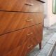 Commode vintage design chevrons