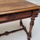 Ancienne table a ecrire bois perlé Louis XIII