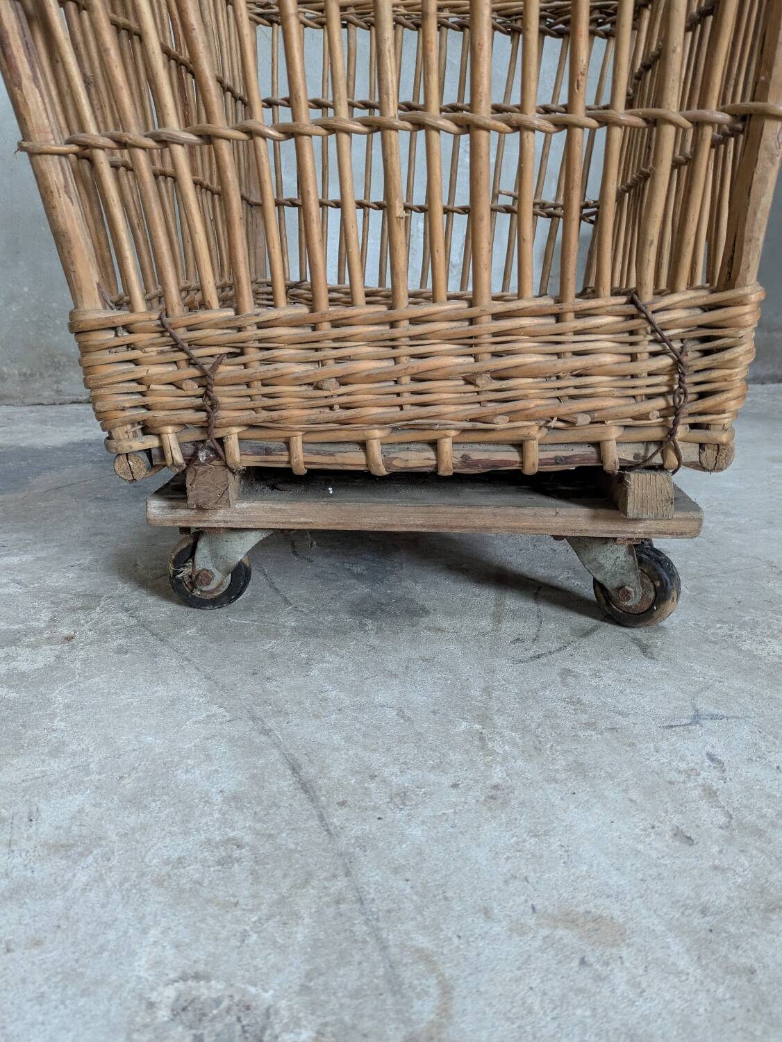 Large laundry basket