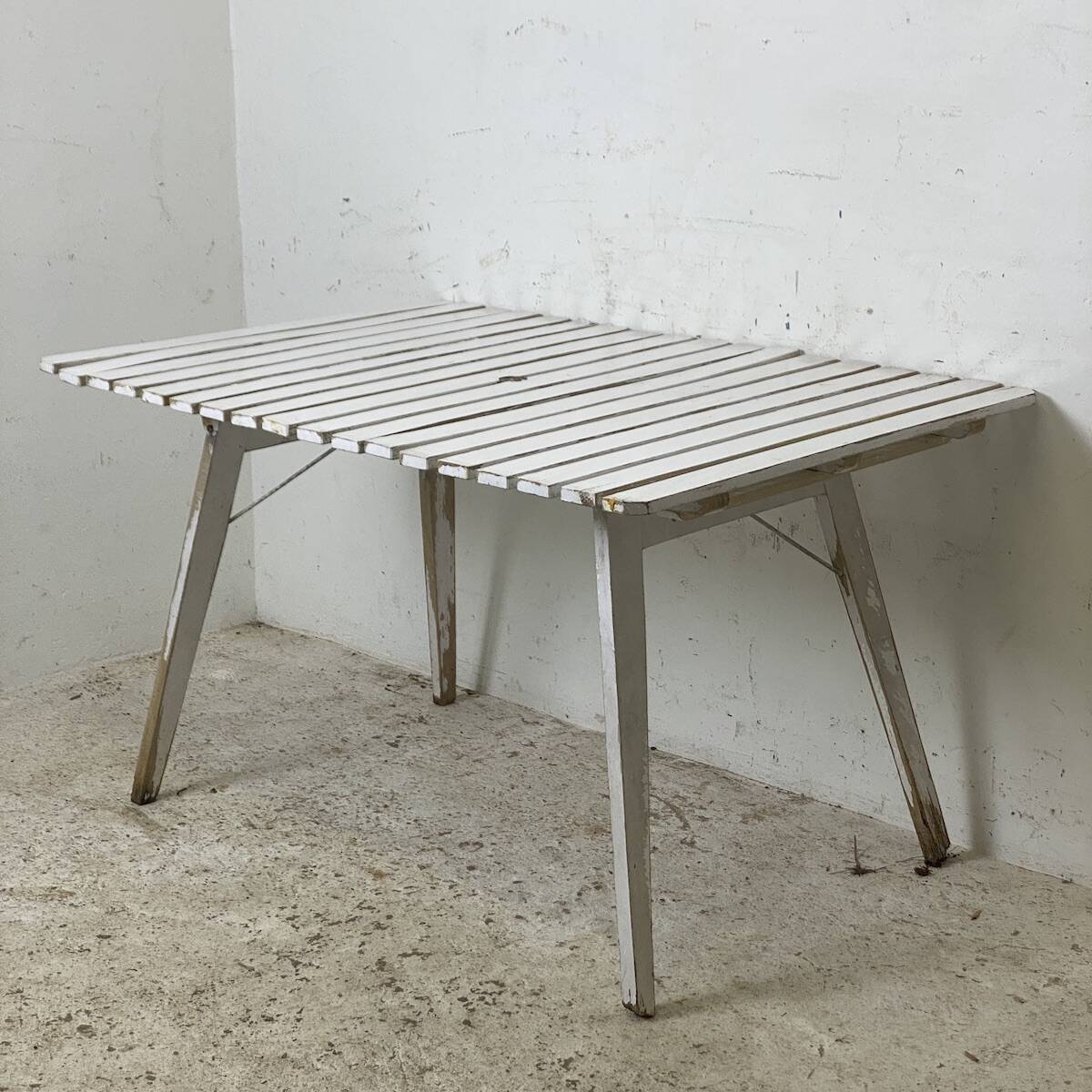 Vintage 1960s folding garden table