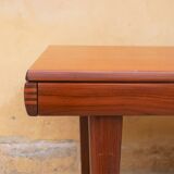 Expandable teak dining table