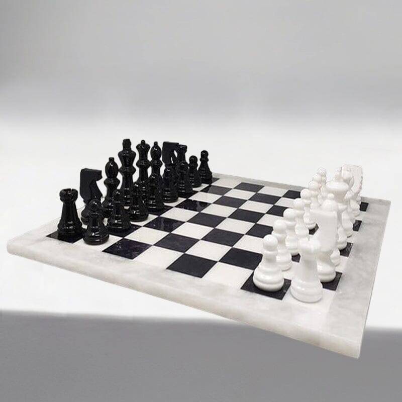 Vintage 1970s Italian Volterra Alabaster Chess Set – Handmade, Excellent Co