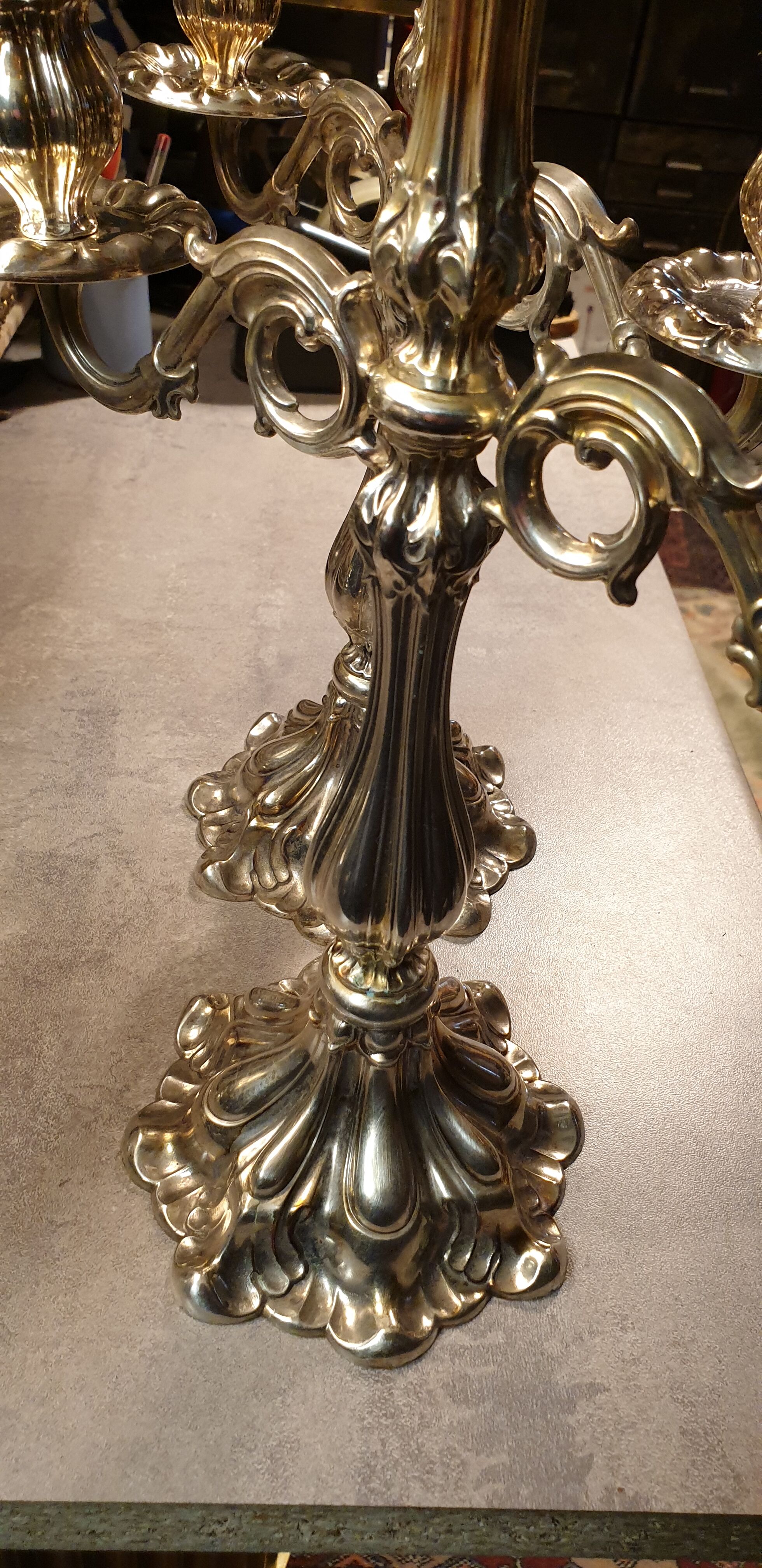 Pair of silver candlesticks 800