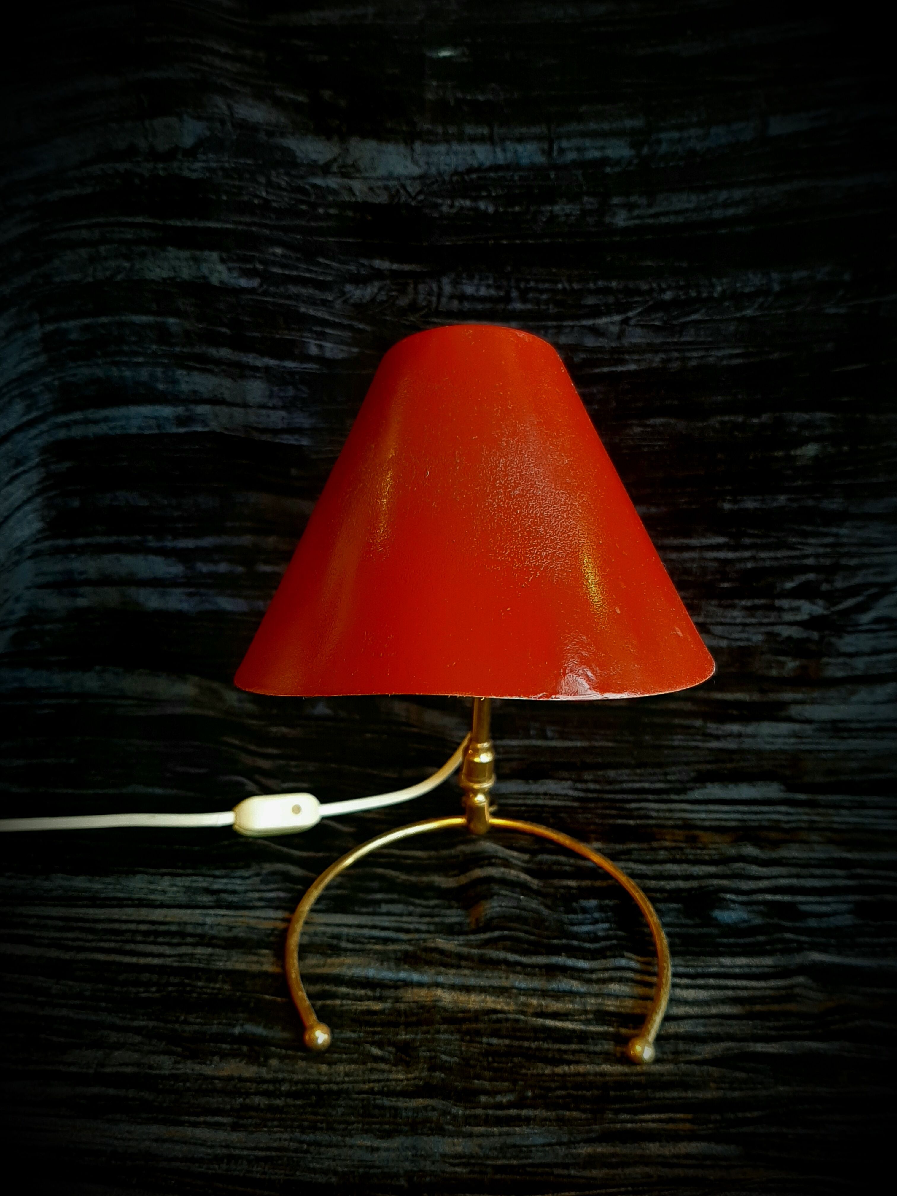 1950 red lamp