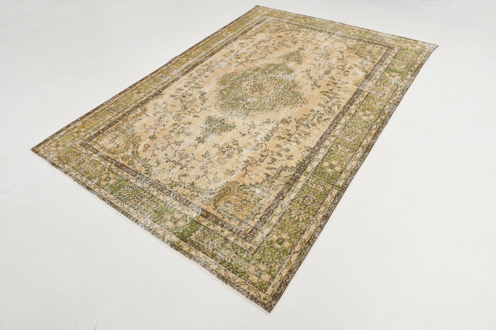Tapis Oriental Classique Vintage 6x9, 184x273Cm