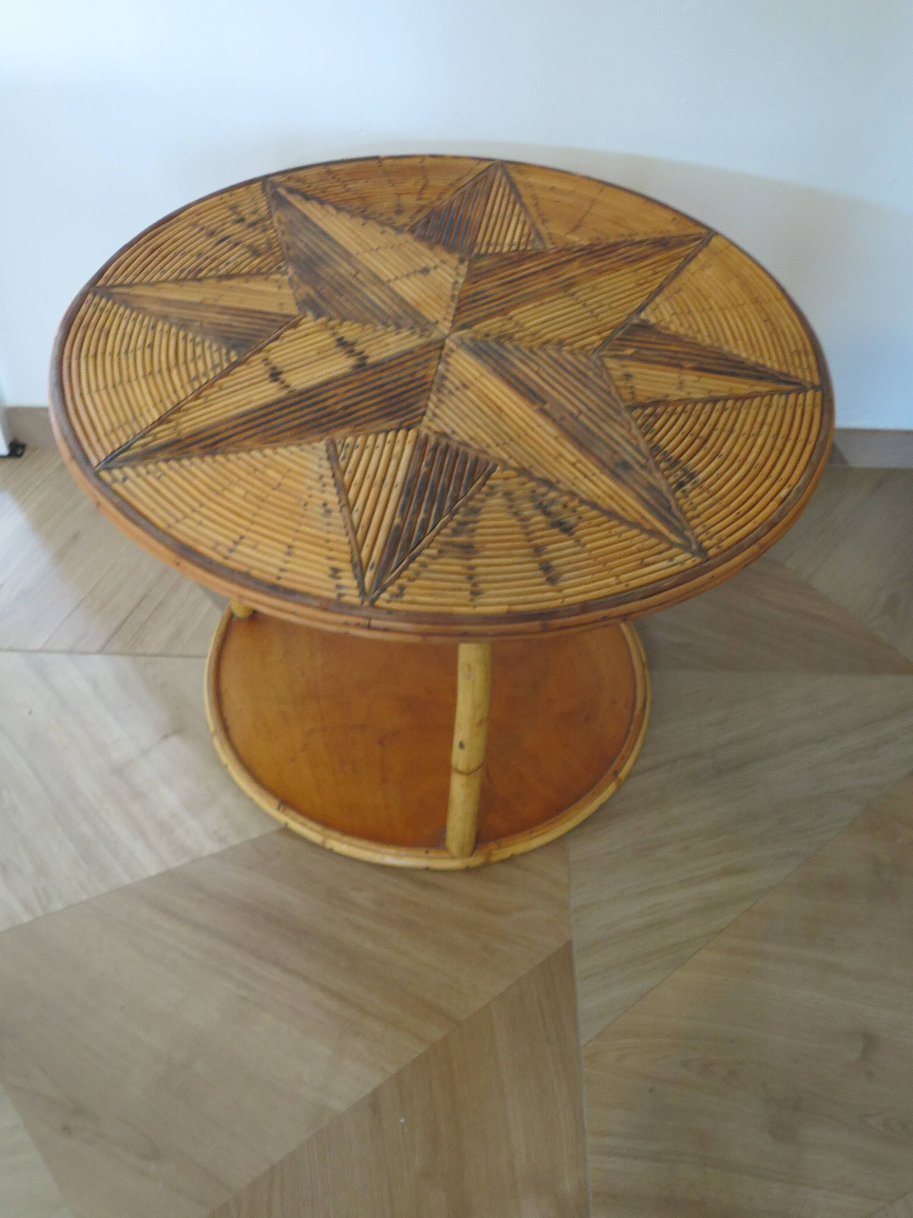 Table basse ronde bambou rotin et bois motif étoile années 80