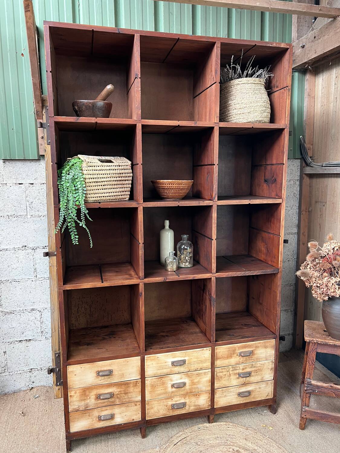 Meuble de métier, meuble de rangement