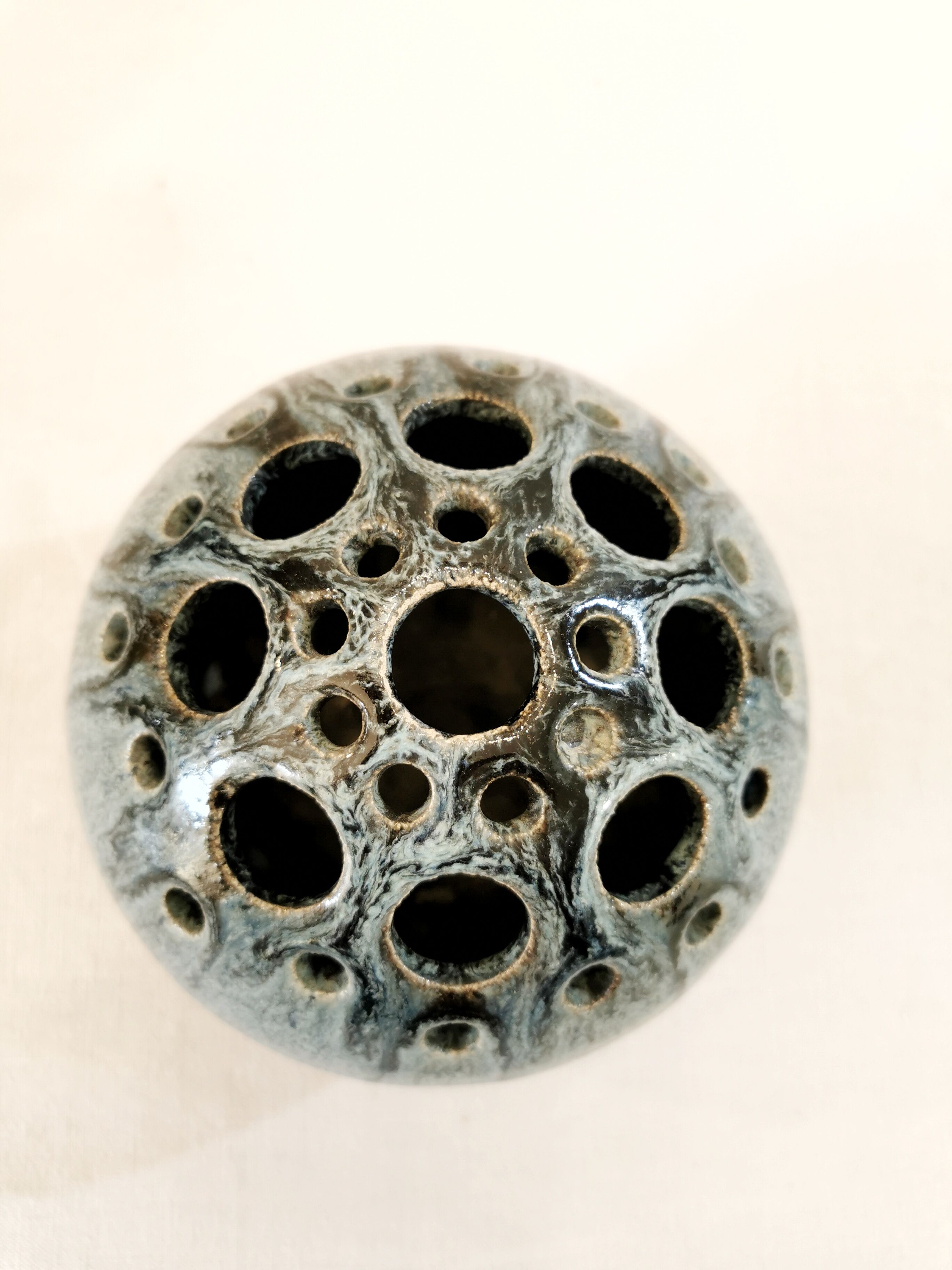 Ceramic flower spike