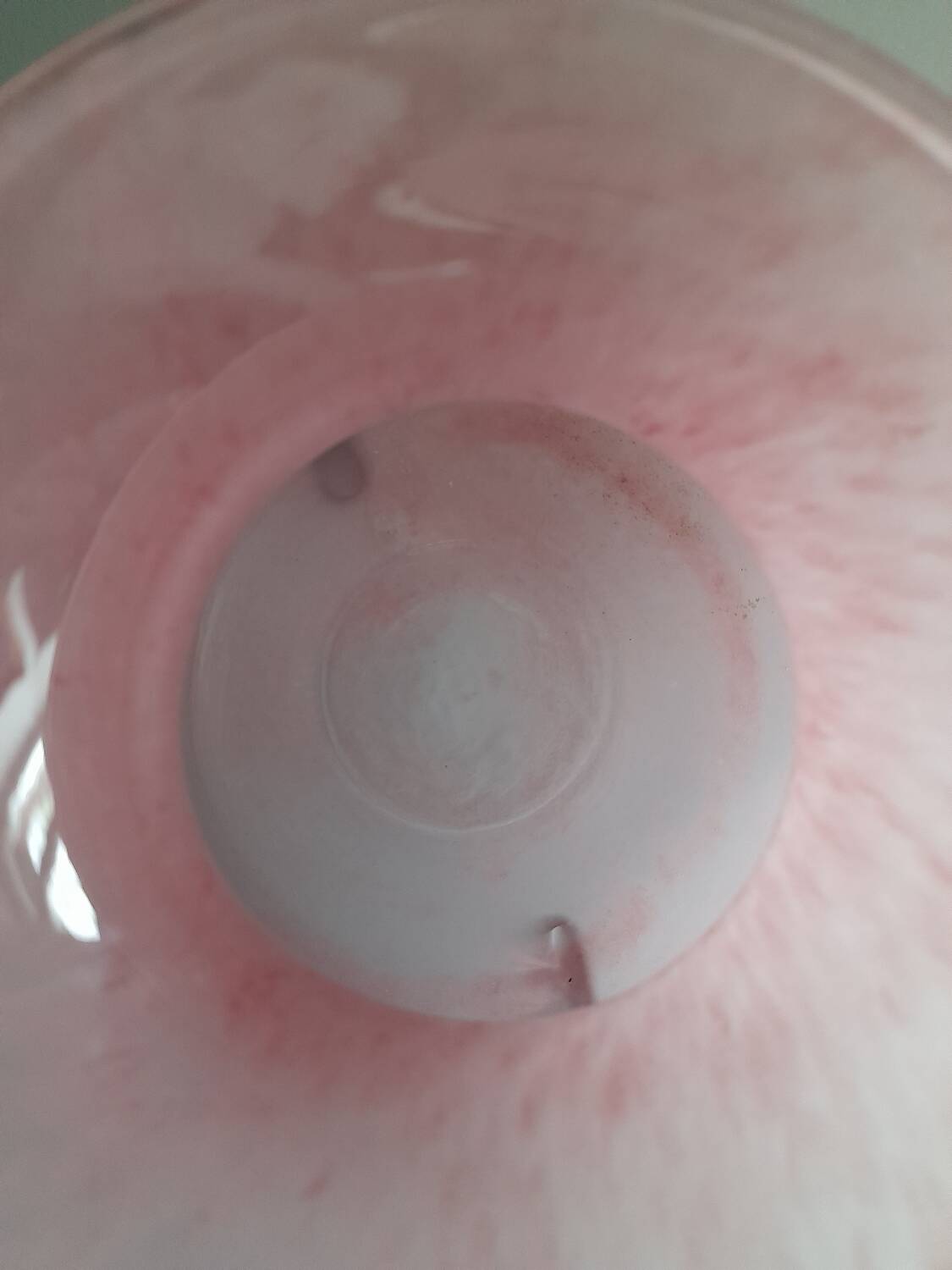 Vase en verre soufflé rose pastel 1980s