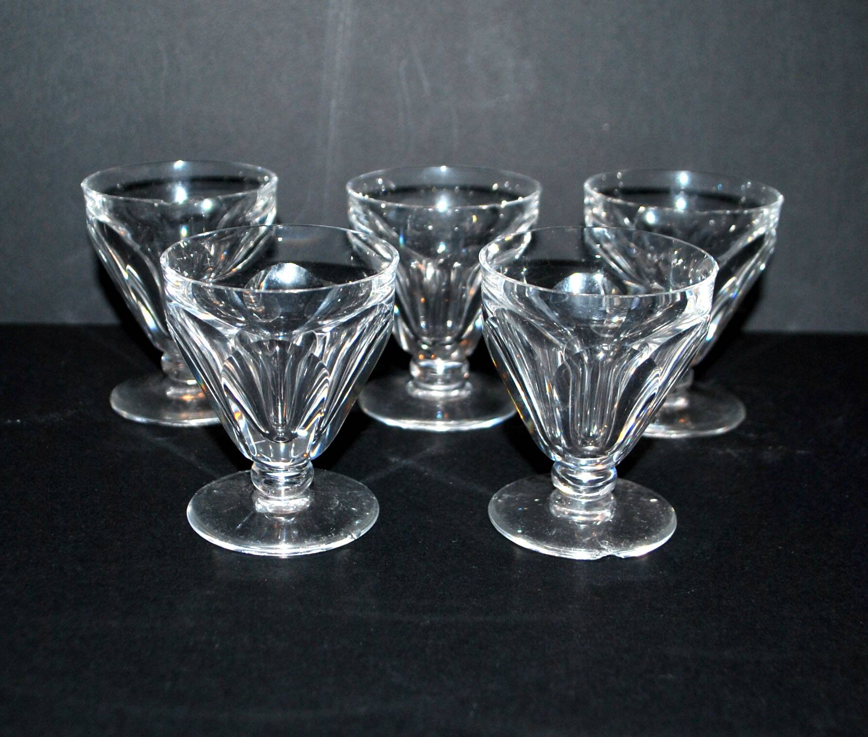 Set of 5 talleyrand liqueur glasses in baccarat crystal 6cm flat ribs harcourt