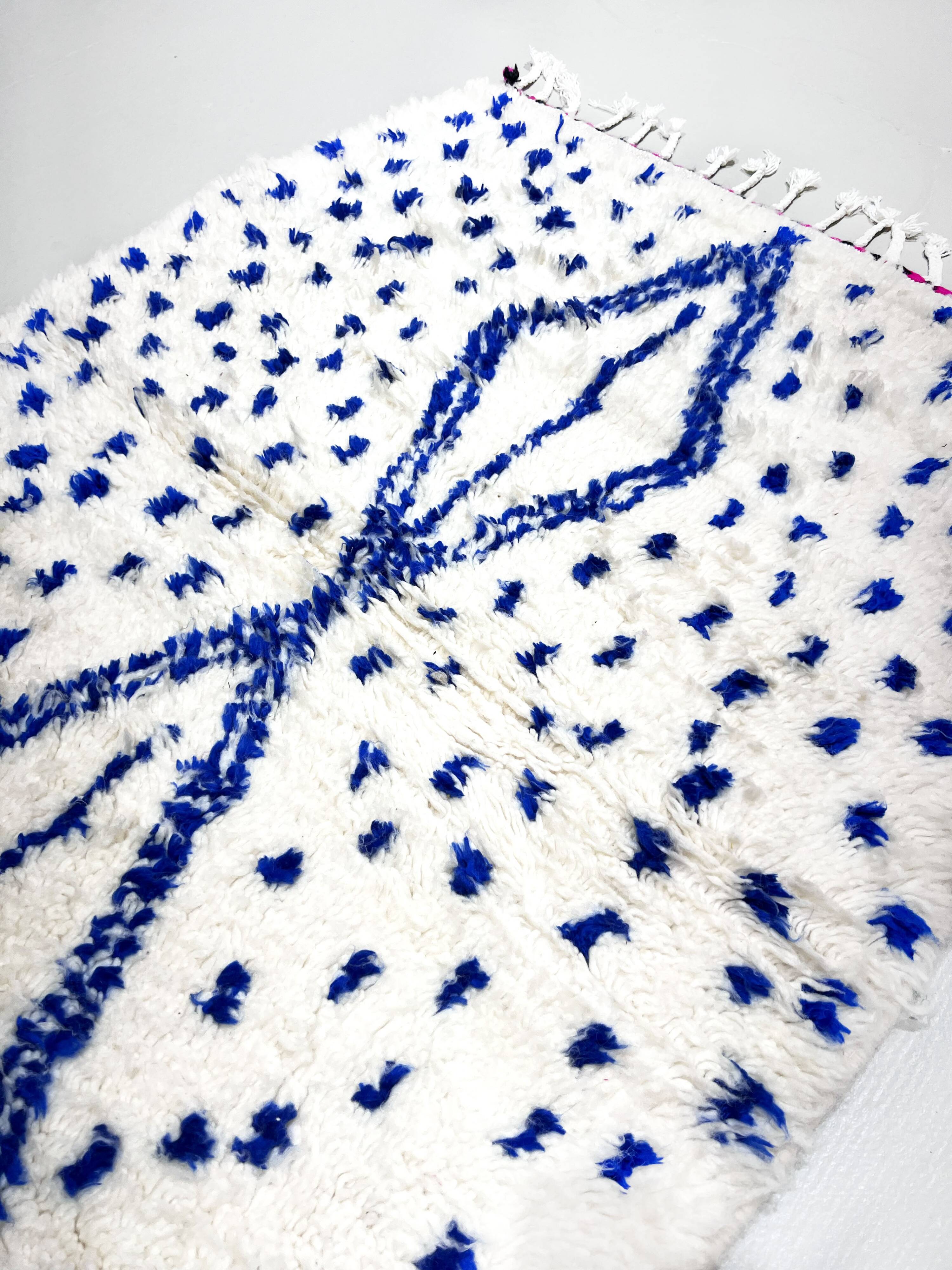 Azilal Moroccan Berber rug with Majorelle blue patterns, 1.52 x 1.02 m