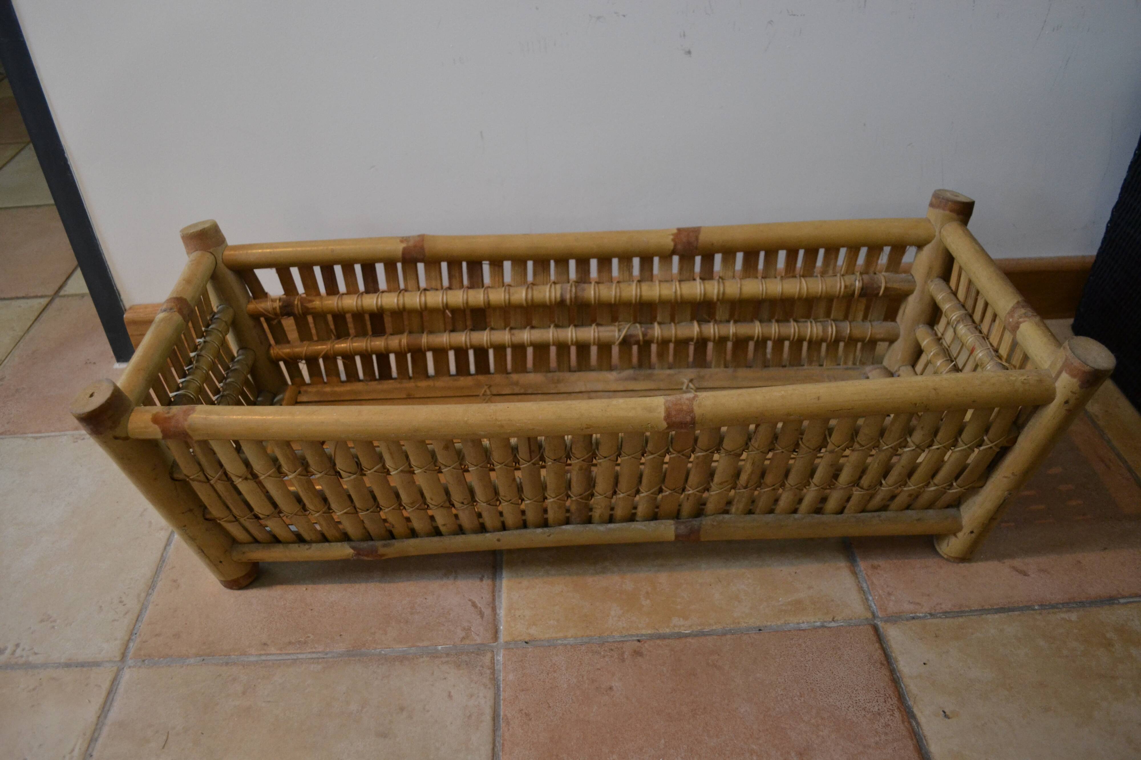 rattan planter