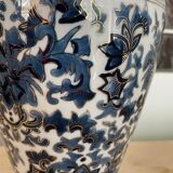 Chinese porcelain table lamp