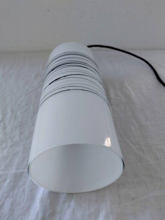 Suspension cylindrique en opaline zébré verre et teck vernis