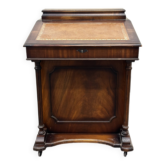 Secretary Victorian Devenport