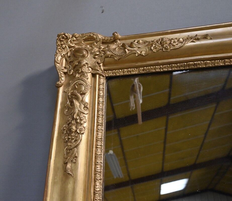 Important gilded wooden mirror, Restoration style – 19th century