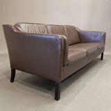 Scandinavian design 3-seater leather sofa.