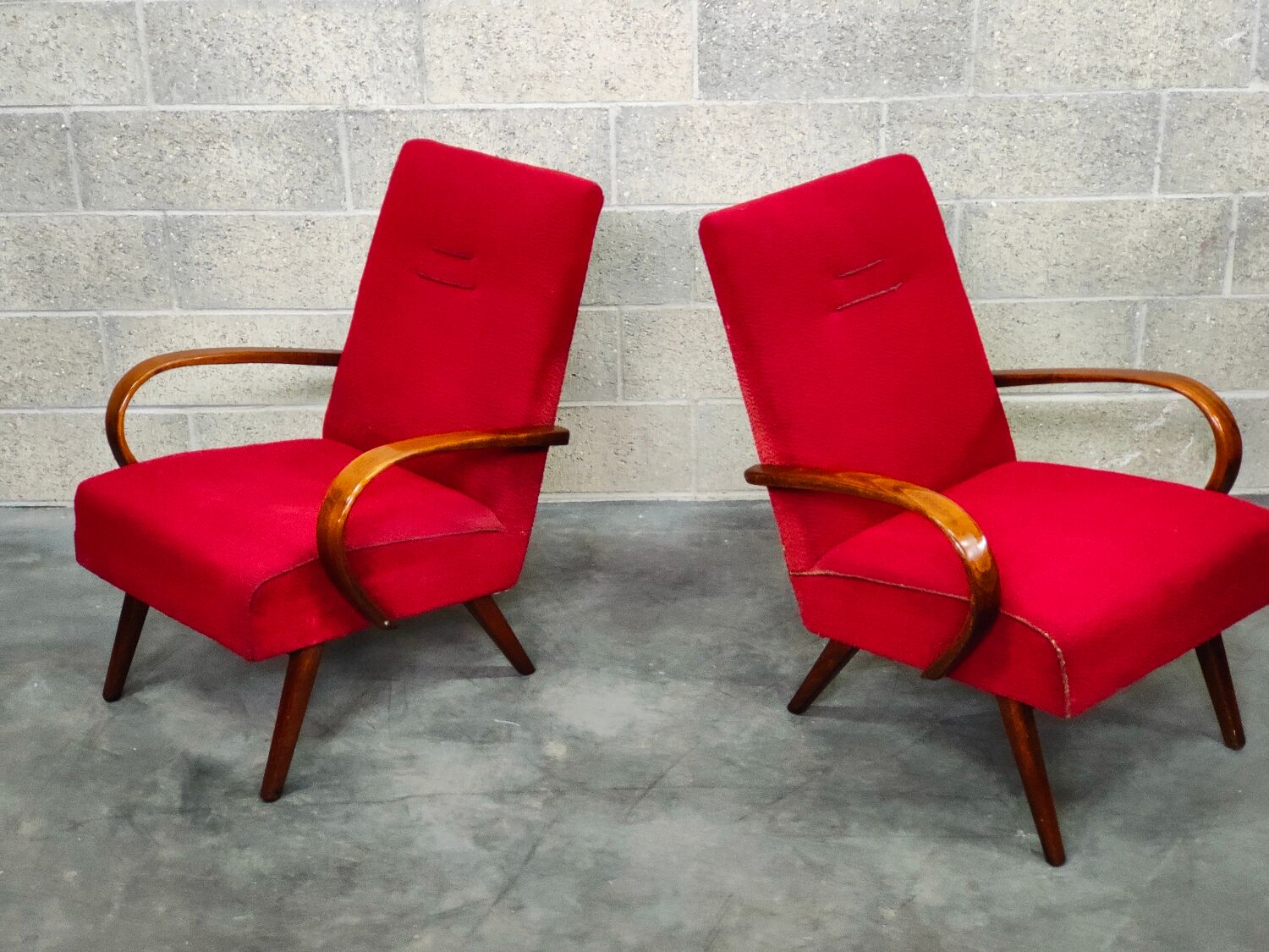 Pair of armchairs 6952 by Jaroslav Smidek for Ton, ex Czechoslovakia