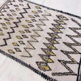 Handmade moroccan berber carpet 138 x 72 cm