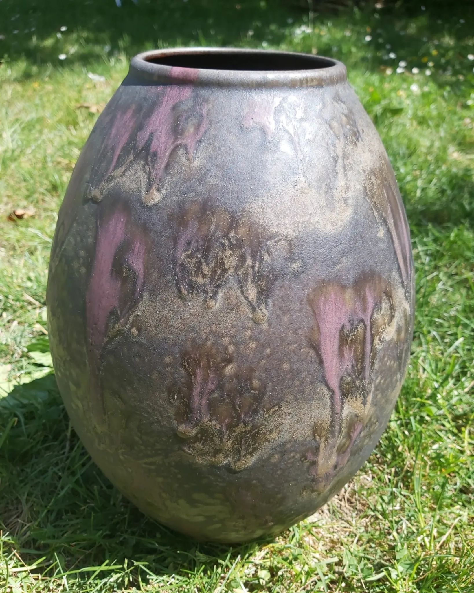 Ceramic vase