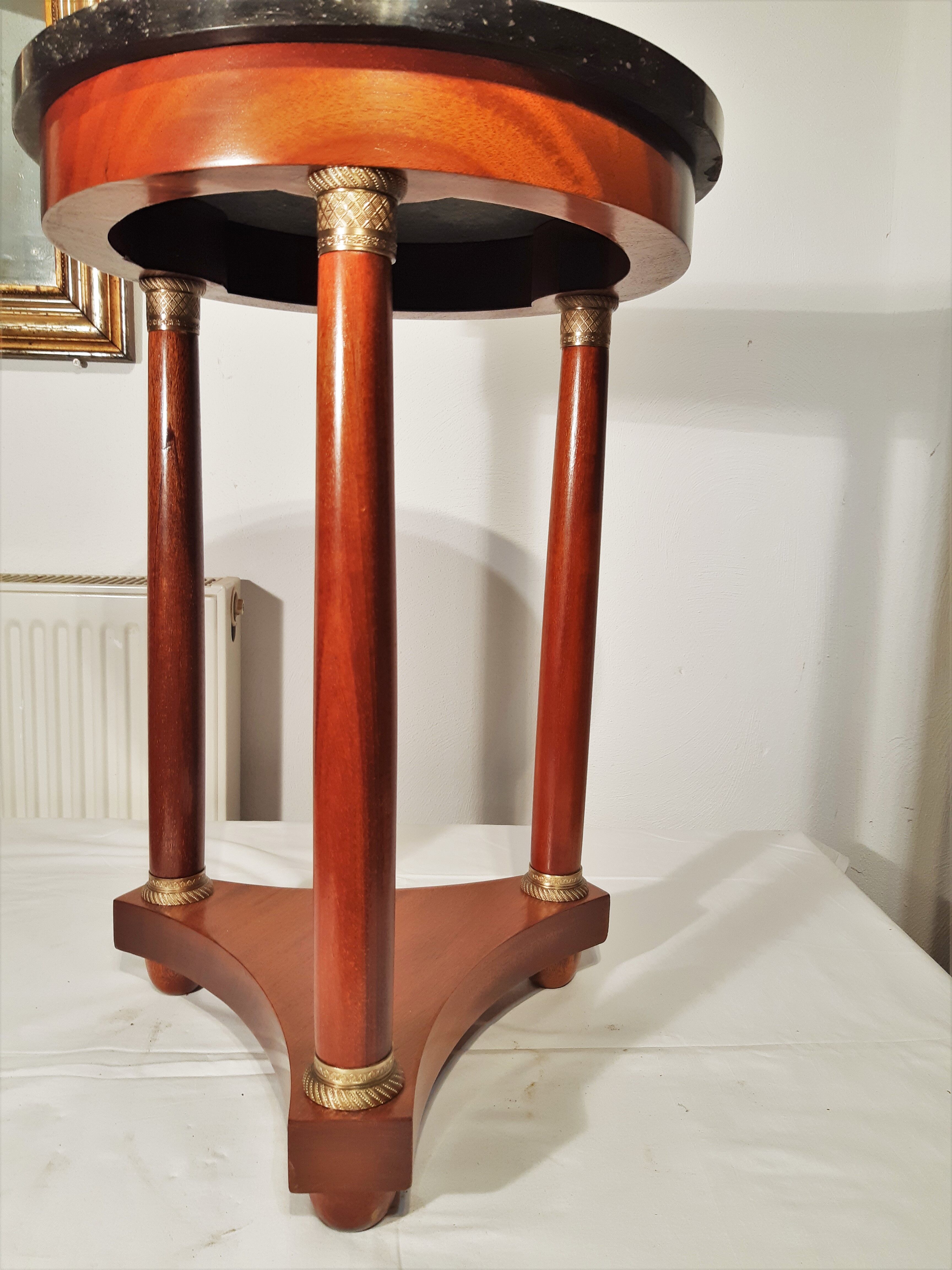 Healing/small empire table tripod with columns