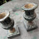 Paire de vases en marbre vert