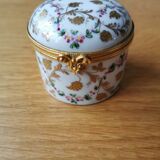 Porcelain box Le Tallec