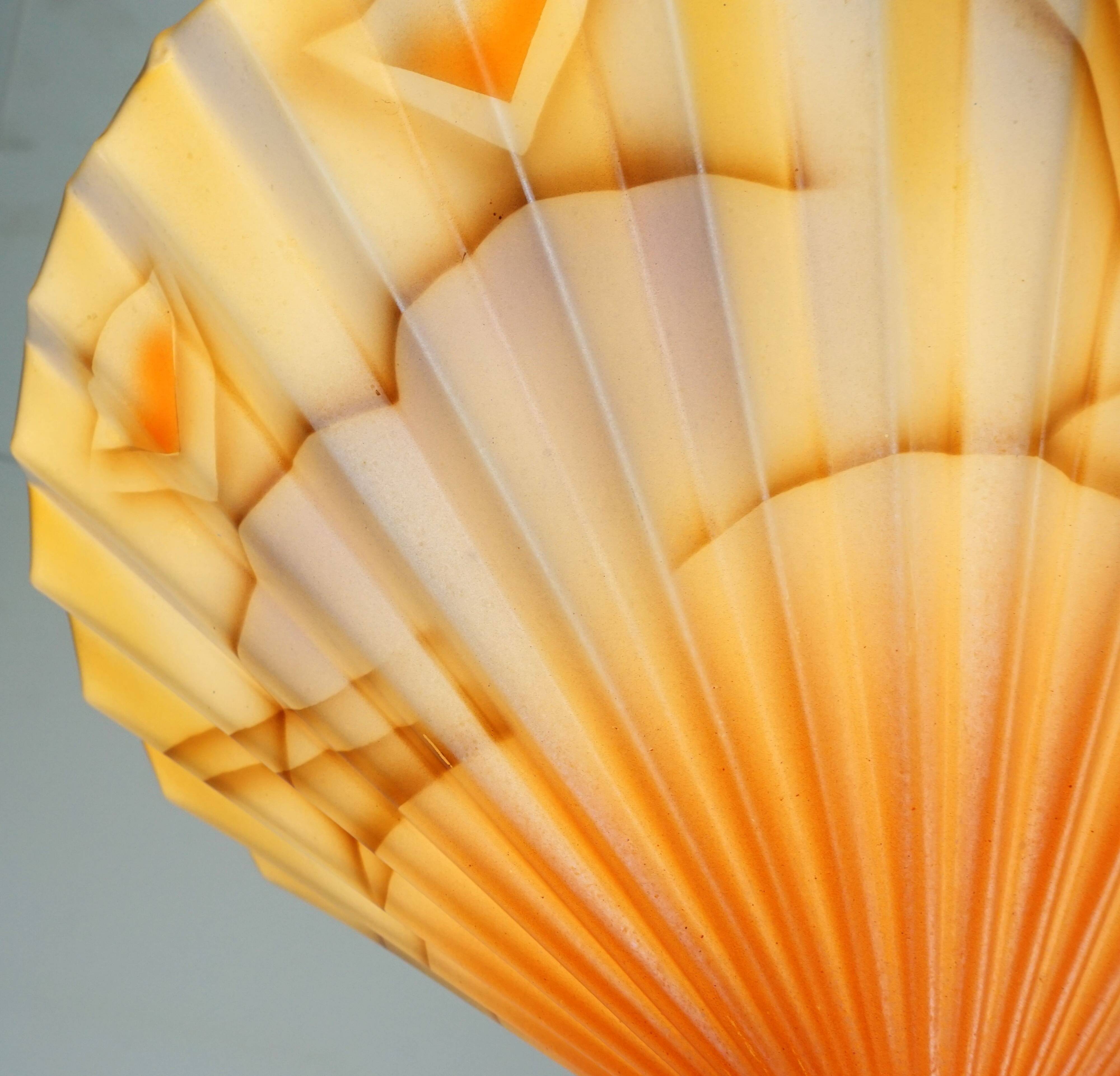 art déco glass PENDANT LIGHT airbrush pleated shape avantgarde design