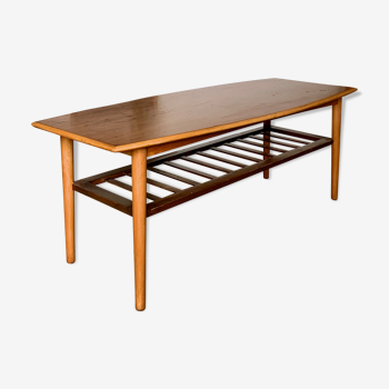 Table basse teck avec porte-revue style scandinave vintage