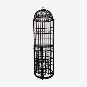 Wrought iron bar with bottles holder