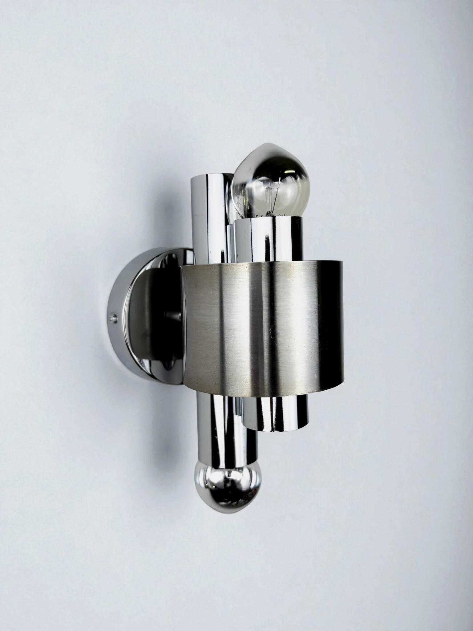 Space age 2-light wall sconce, chromed metal, Italy, 1970s