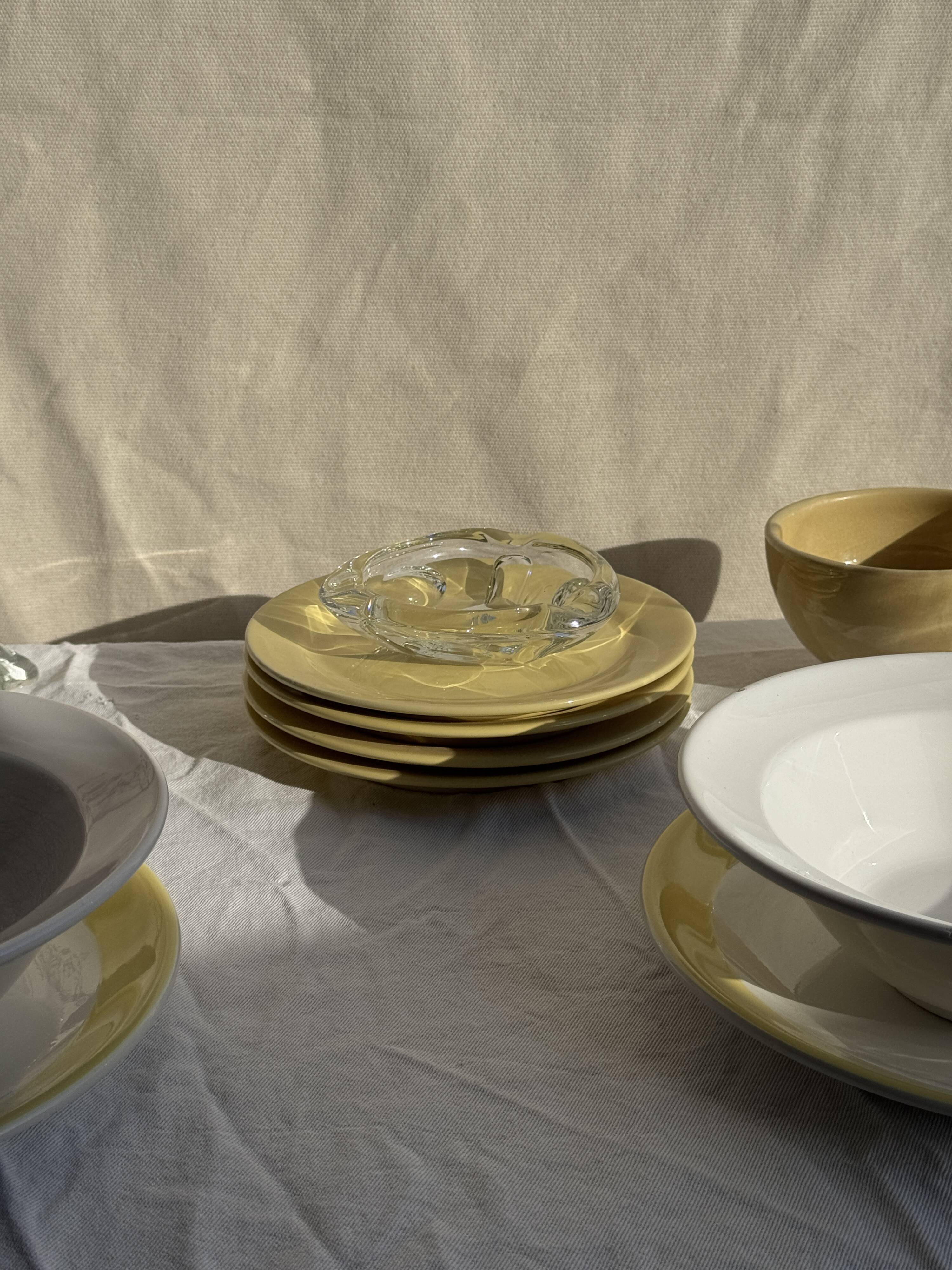 Set of 6 modern yellow dessert plates D19